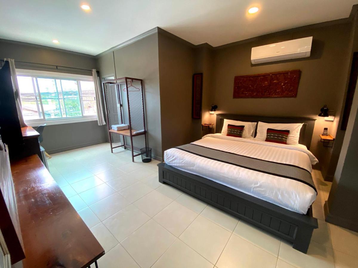 Patuxay Place Vientiane Eksteriør bilde